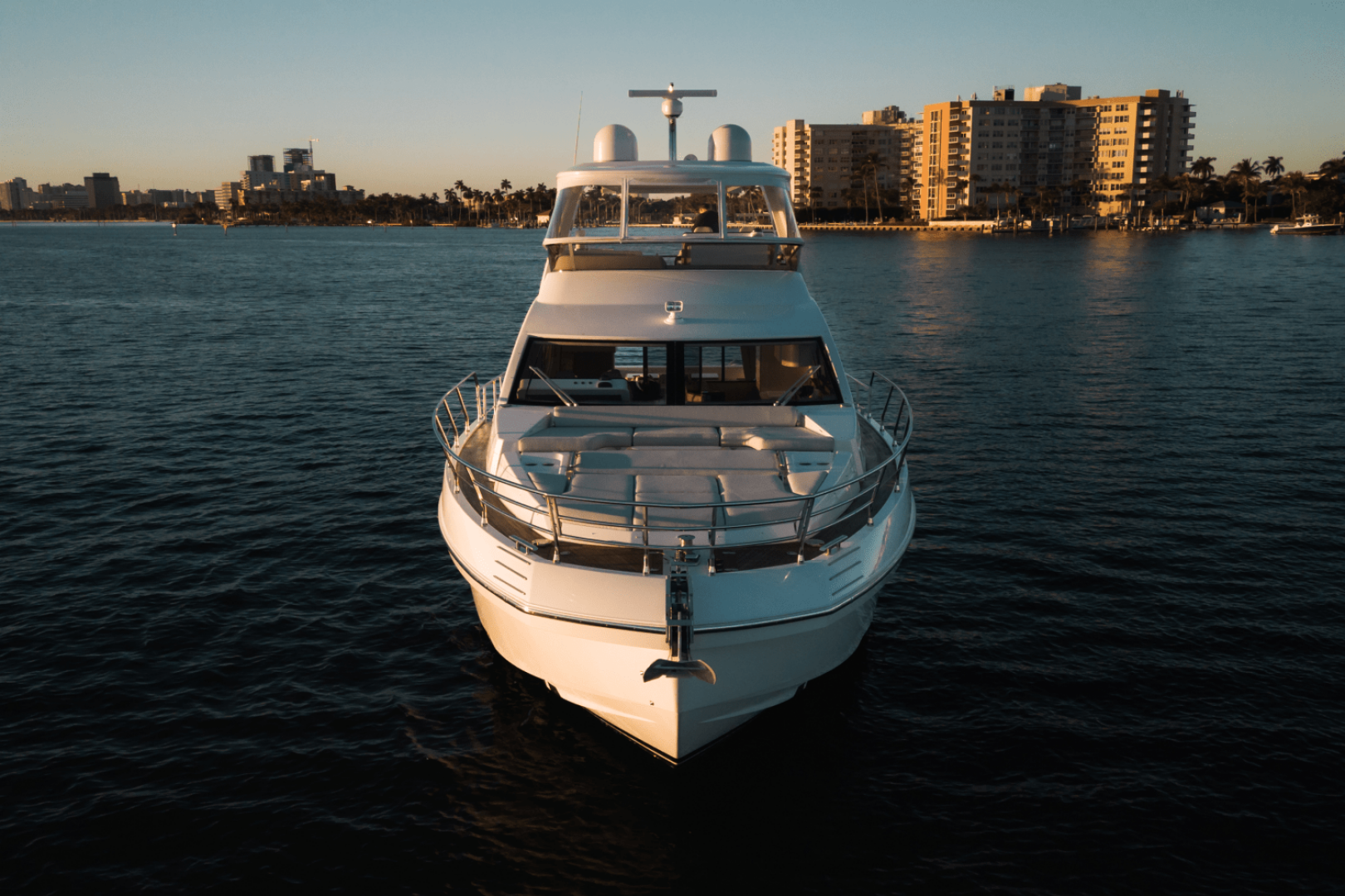 60ft Azimut Yacht For Sale