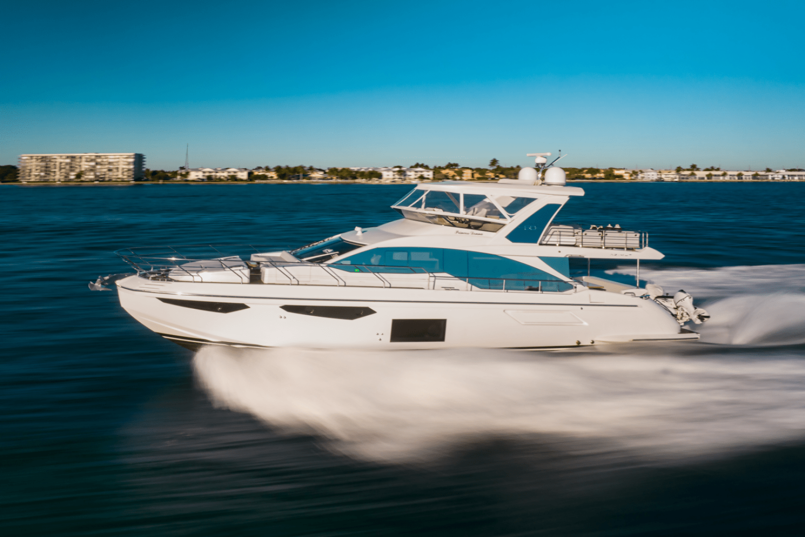 60ft Azimut Yacht For Sale