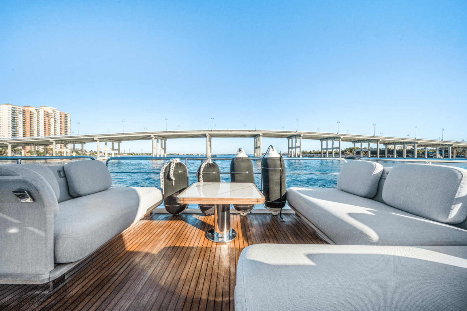 60ft Azimut Yacht For Sale
