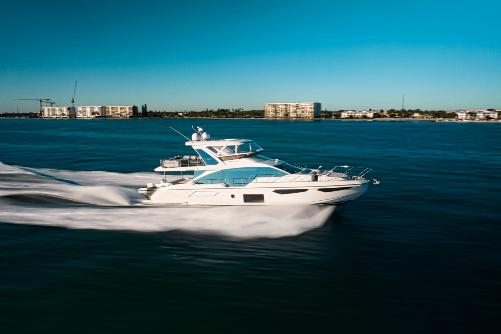 60ft Azimut Yacht For Sale
