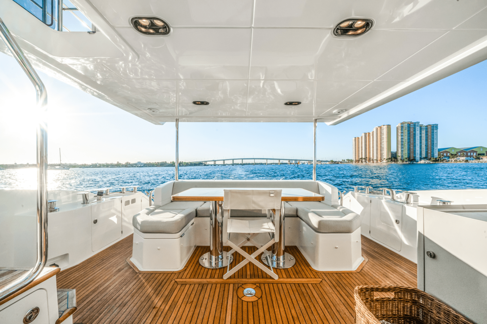 60ft Azimut Yacht For Sale