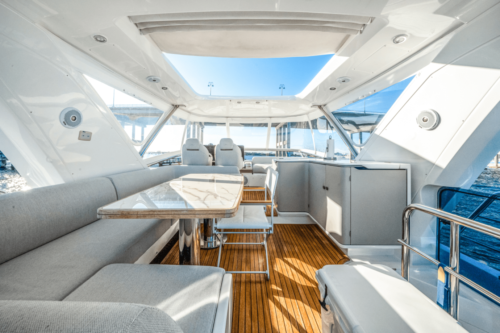 60ft Azimut Yacht For Sale