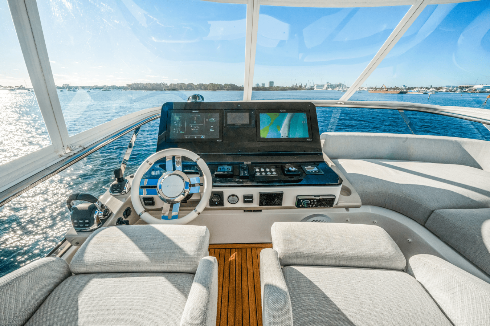 60ft Azimut Yacht For Sale