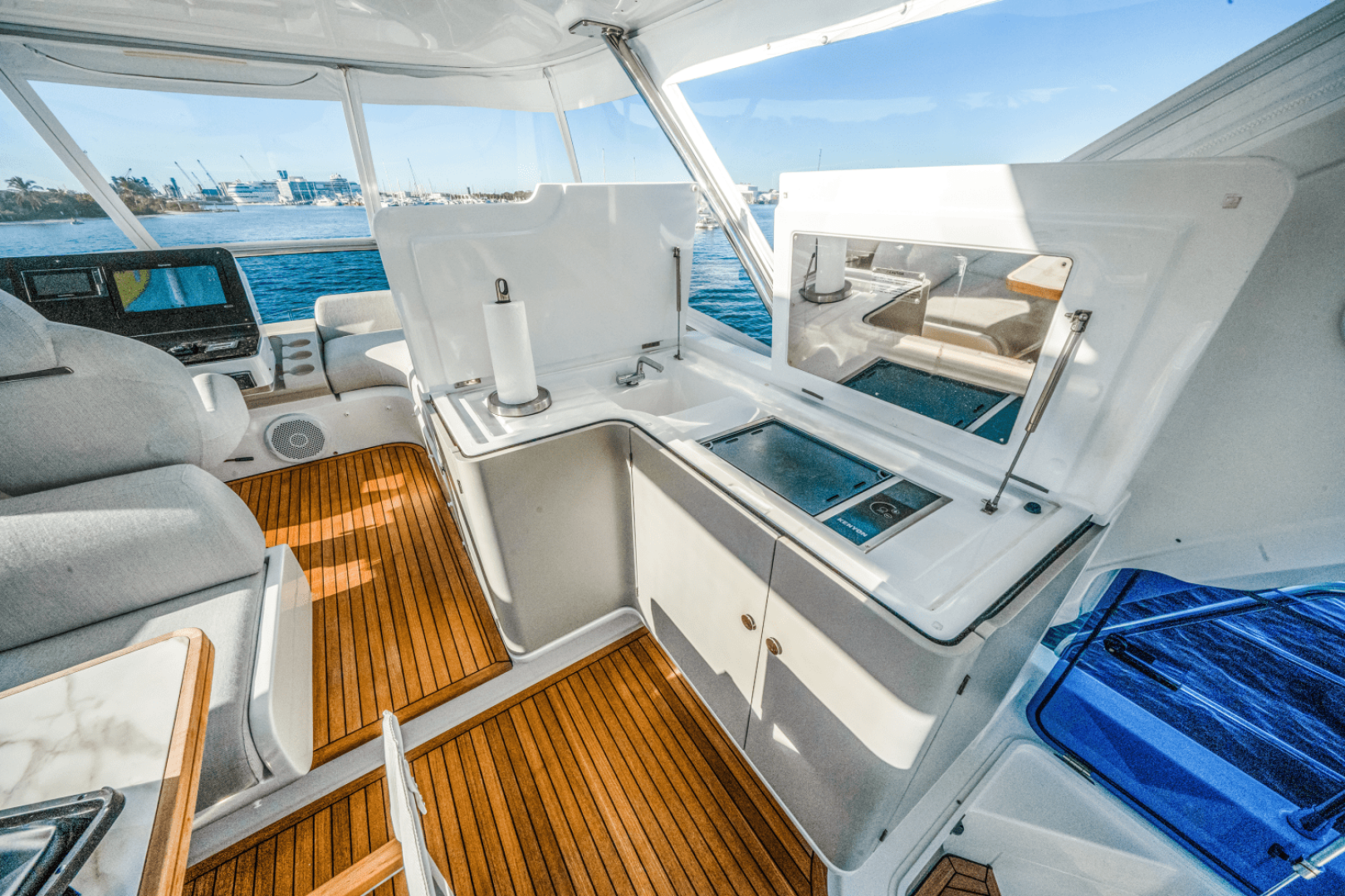 60ft Azimut Yacht For Sale