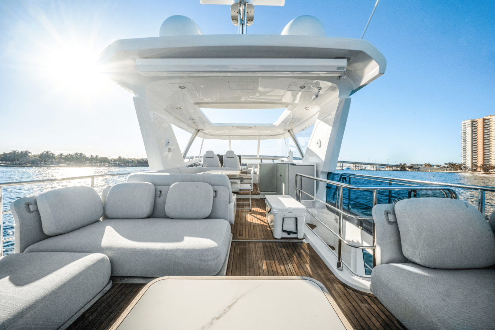 60ft Azimut Yacht For Sale