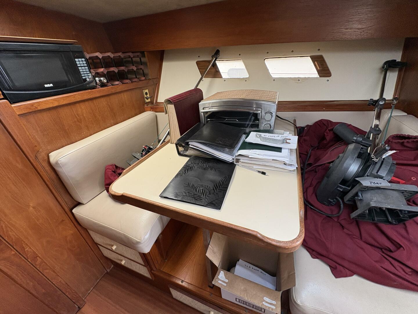 32ft Trojan Yacht For Sale