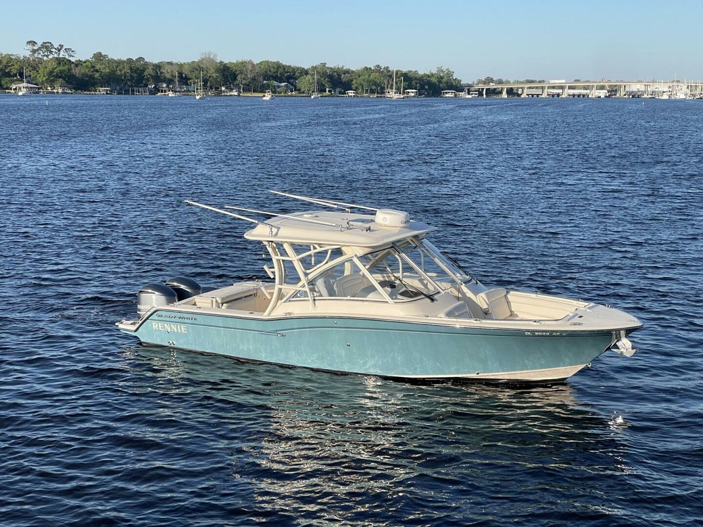 Rennie 32ft Grady White Yacht For Sale