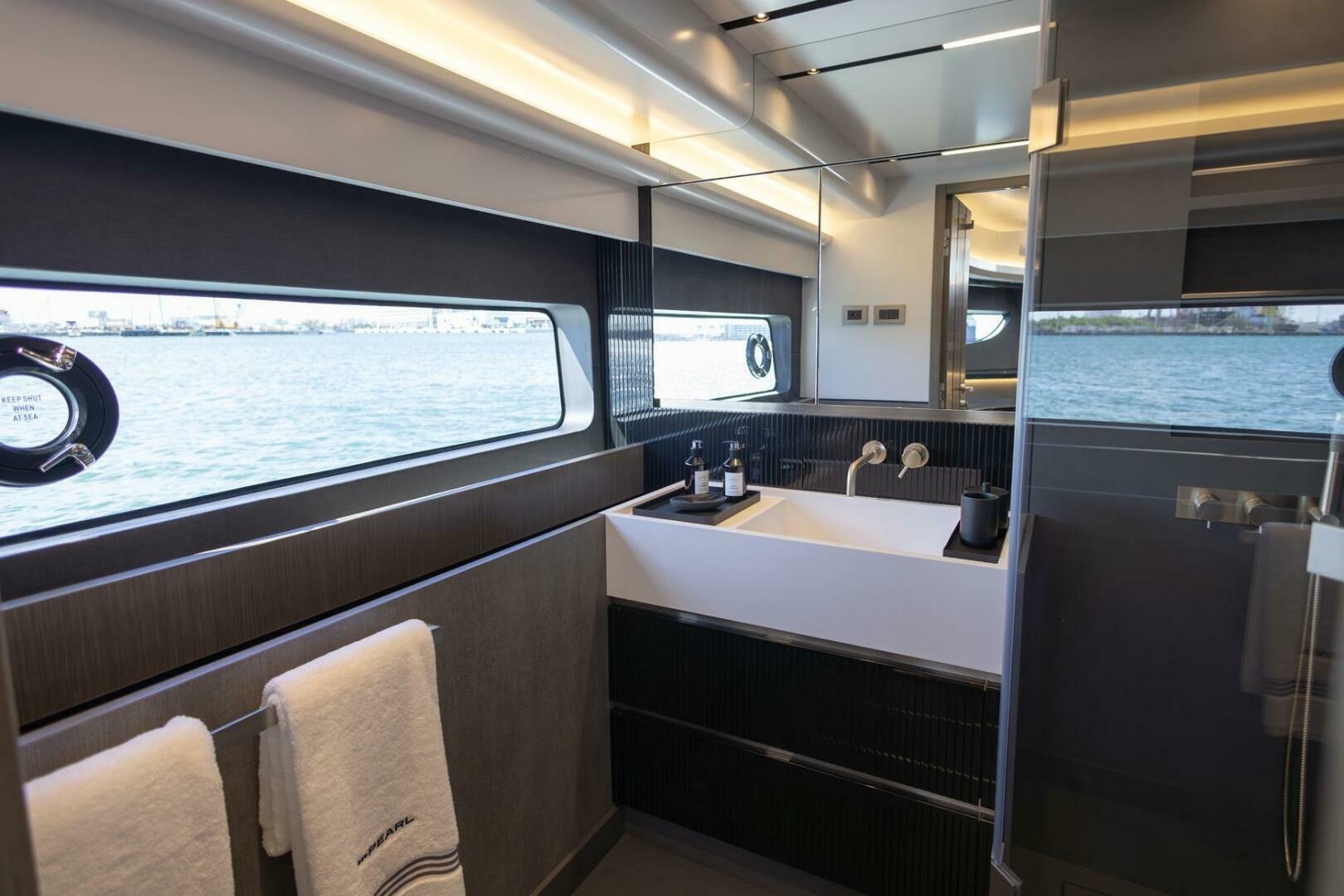 72ft Pearl Yacht For Sale