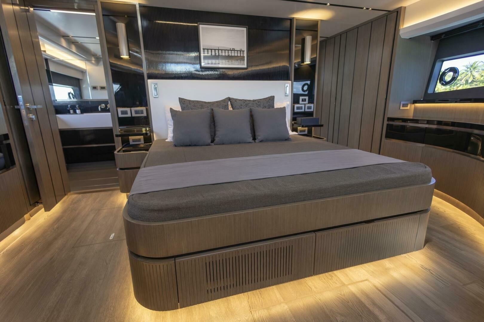 72ft Pearl Yacht For Sale