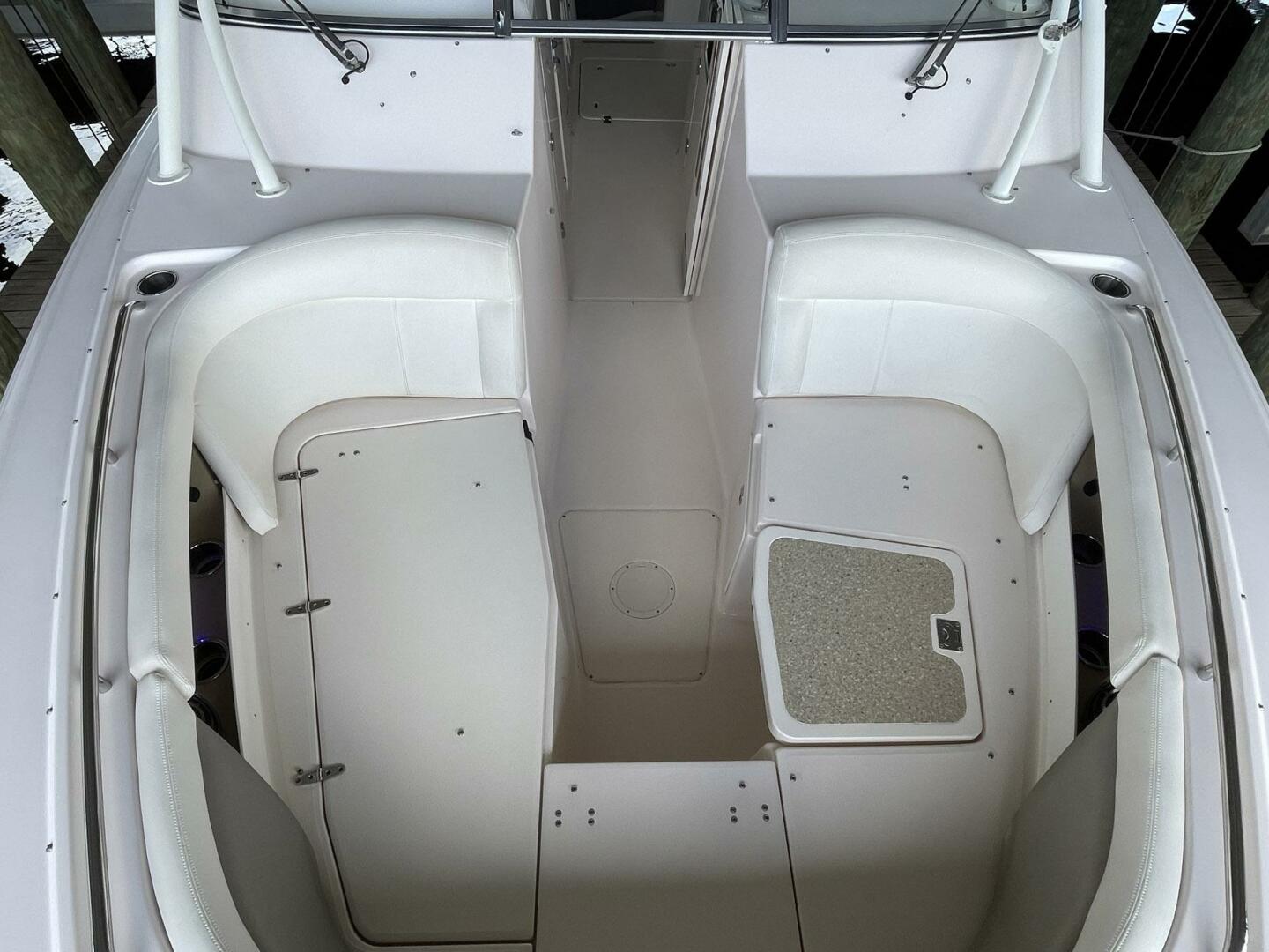 33ft Grady White Yacht For Sale