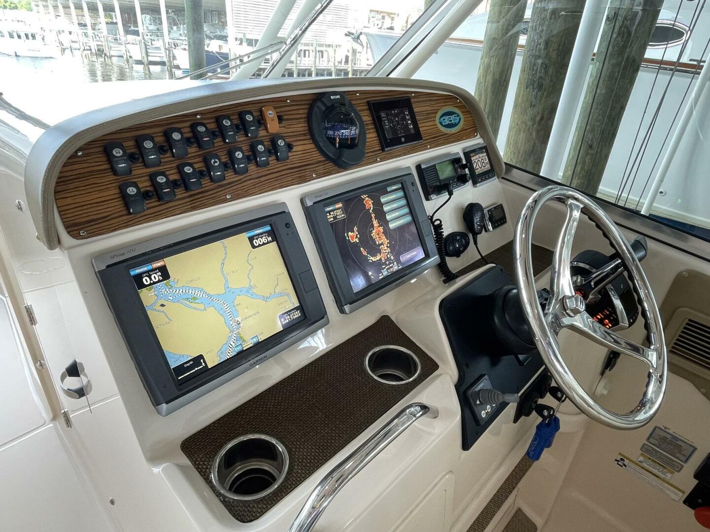 33ft Grady White Yacht For Sale