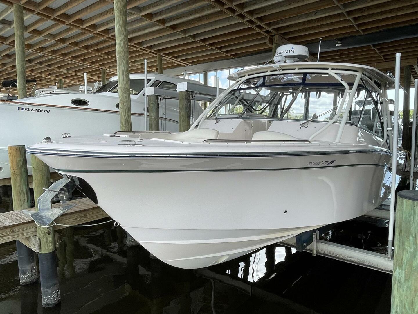 33ft Grady White Yacht For Sale