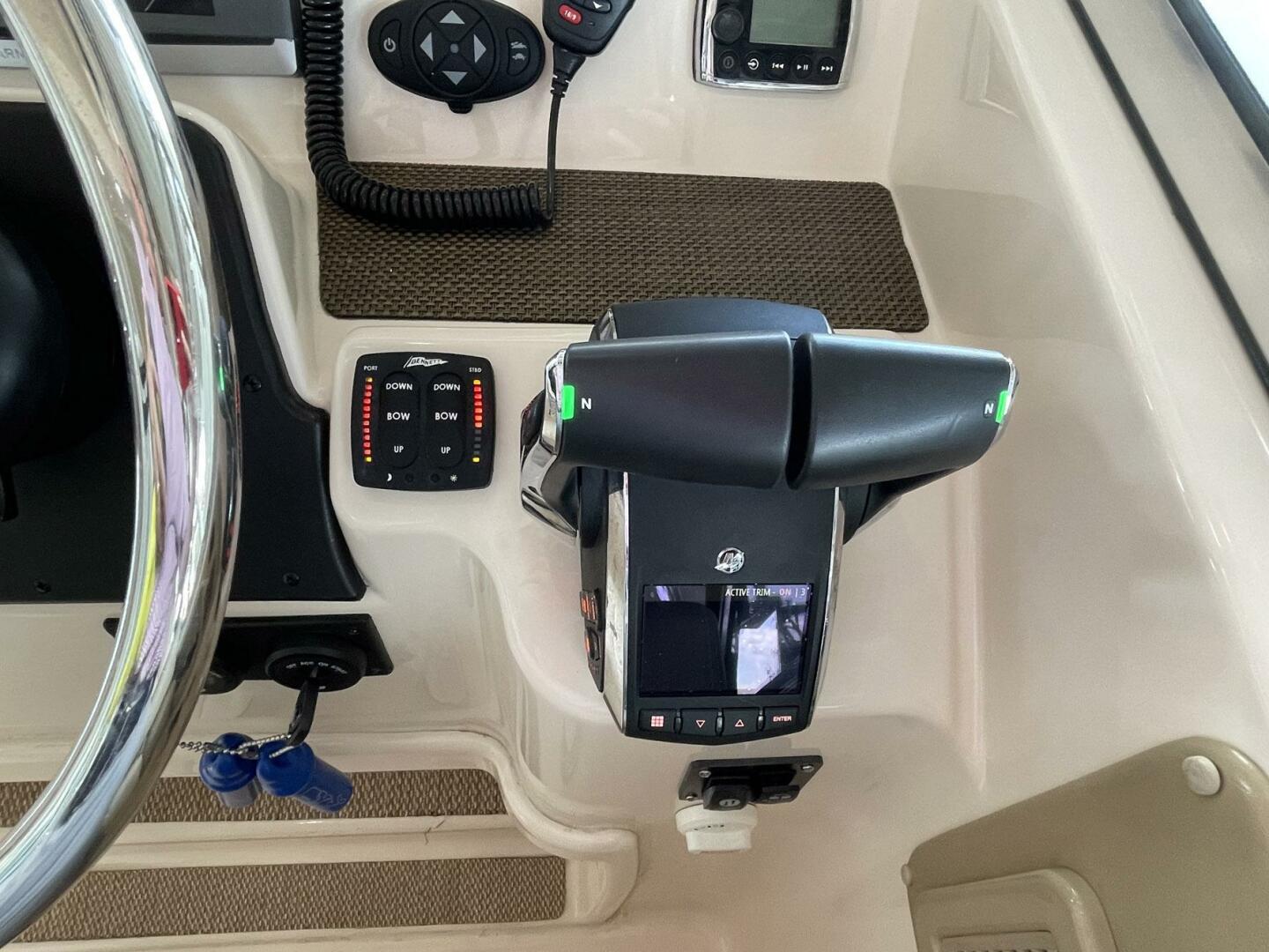 33ft Grady White Yacht For Sale
