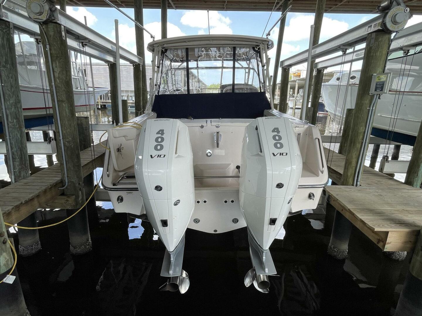 33ft Grady White Yacht For Sale
