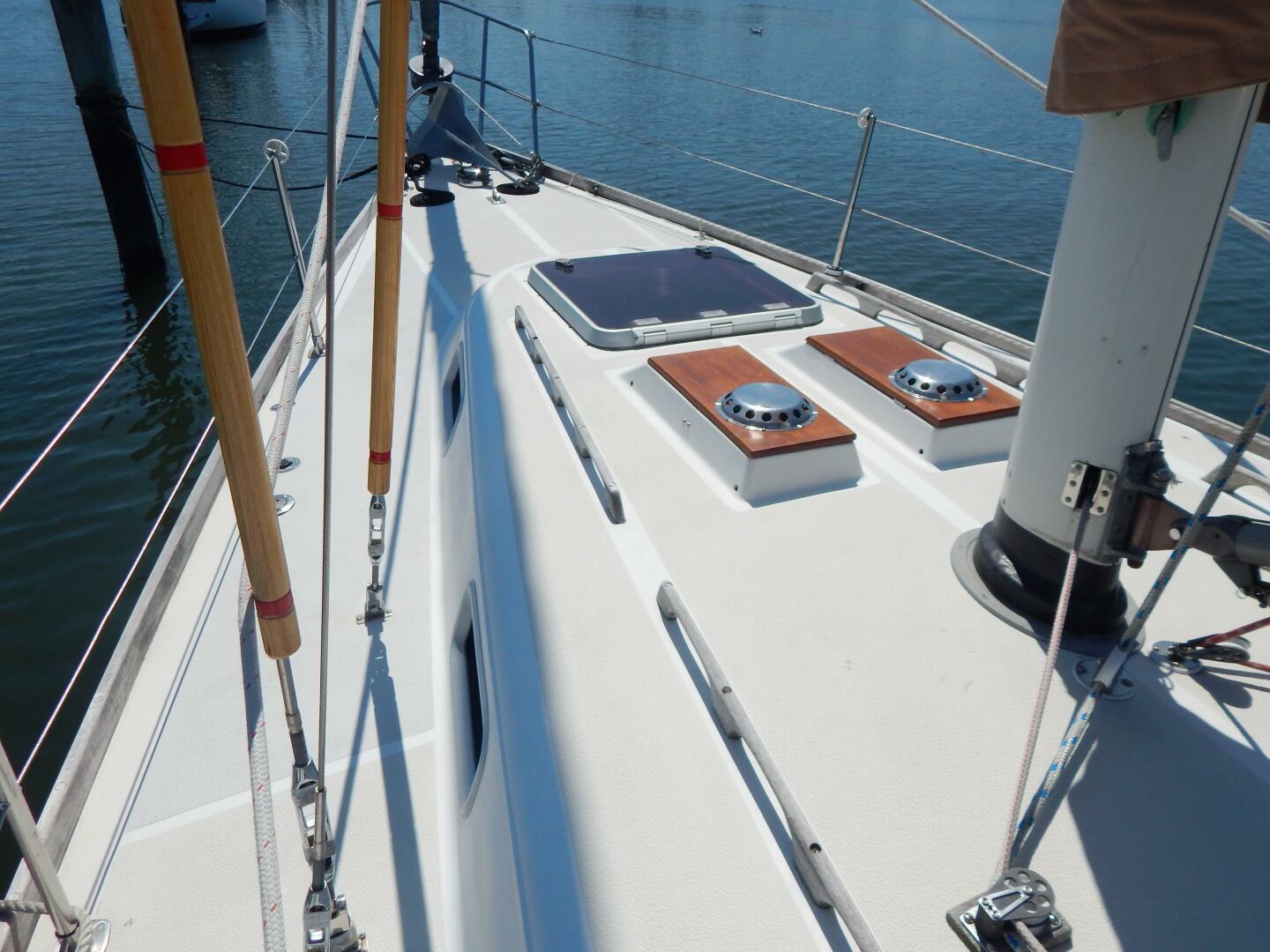Sandpiper 37ft Tartan Yacht For Sale