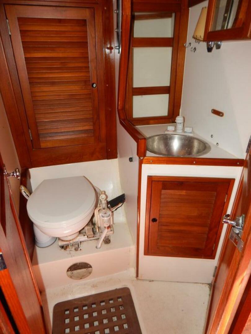 Sandpiper 37ft Tartan Yacht For Sale