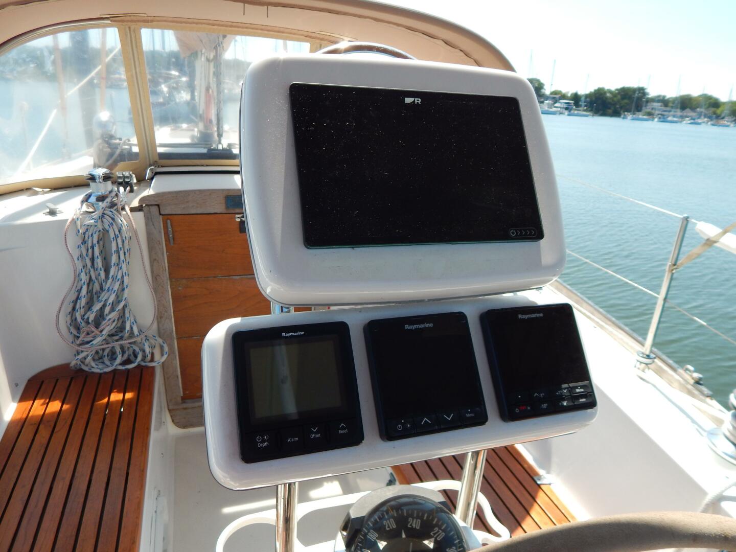 Sandpiper 37ft Tartan Yacht For Sale