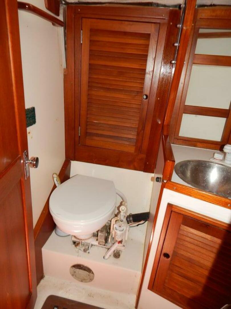 Sandpiper 37ft Tartan Yacht For Sale