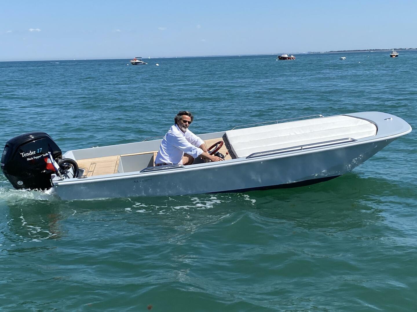 17ft Black Pepper Yacht For Sale