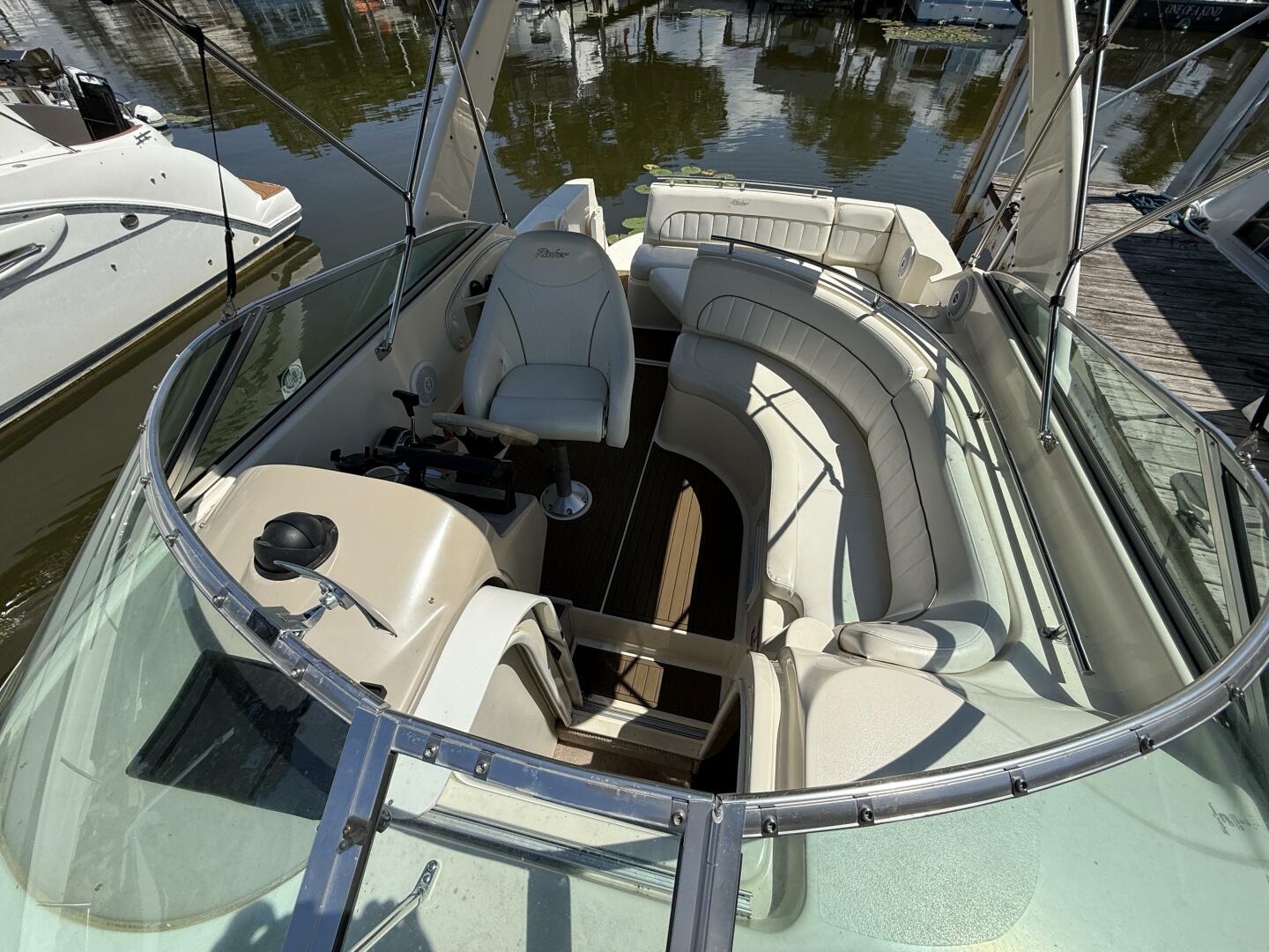 Pullin J s 27ft Rinker Yacht For Sale