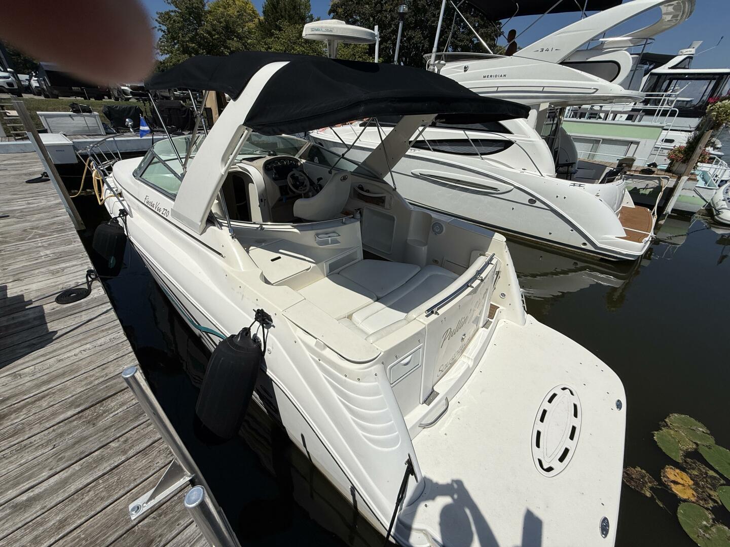 Pullin J s 27ft Rinker Yacht For Sale