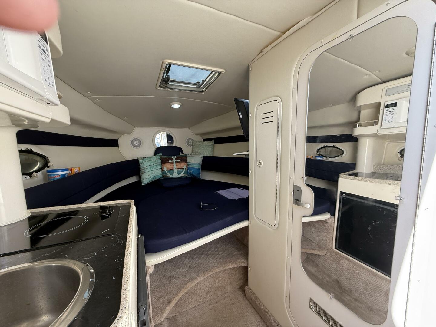Pullin J s 27ft Rinker Yacht For Sale