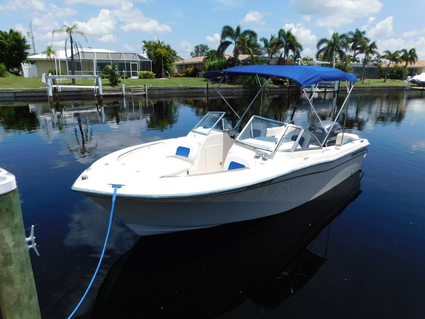24ft Grady White Yacht For Sale