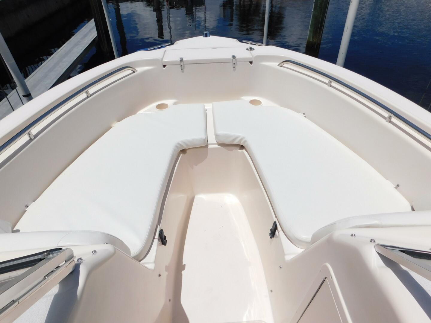 24ft Grady White Yacht For Sale