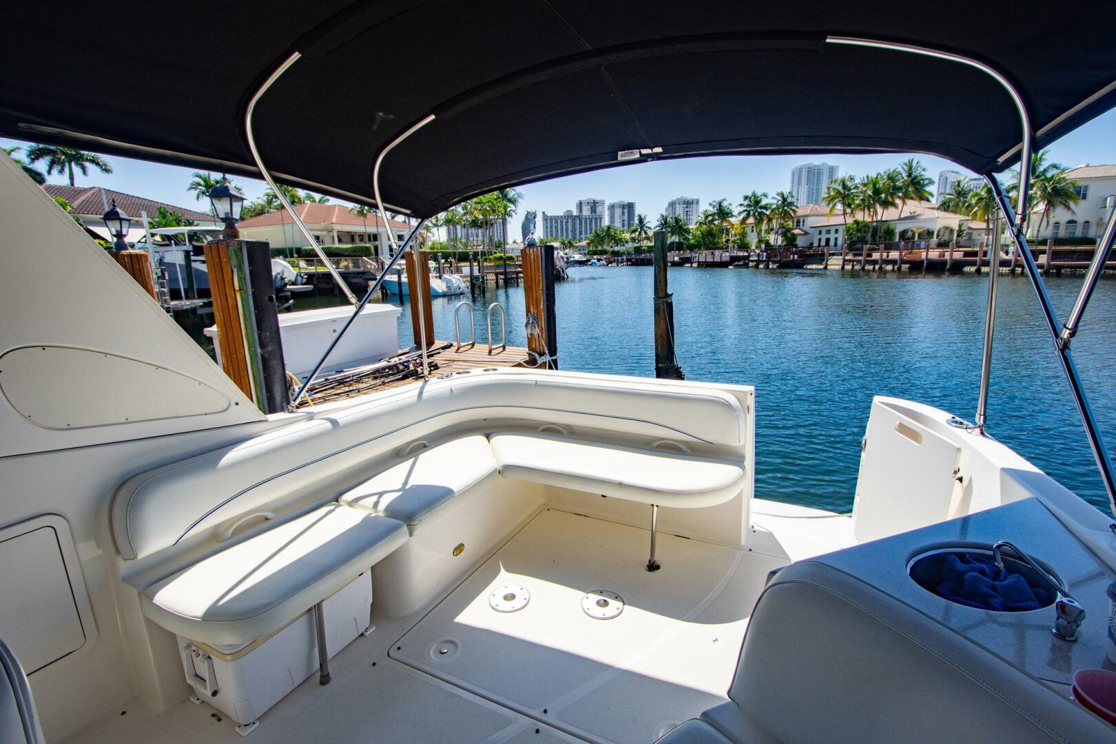Bombacho 34ft Bayliner Yacht For Sale