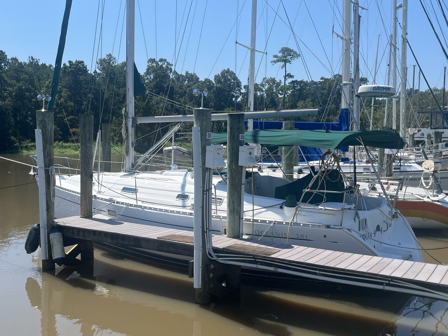 Europa 38ft Beneteau Yacht For Sale