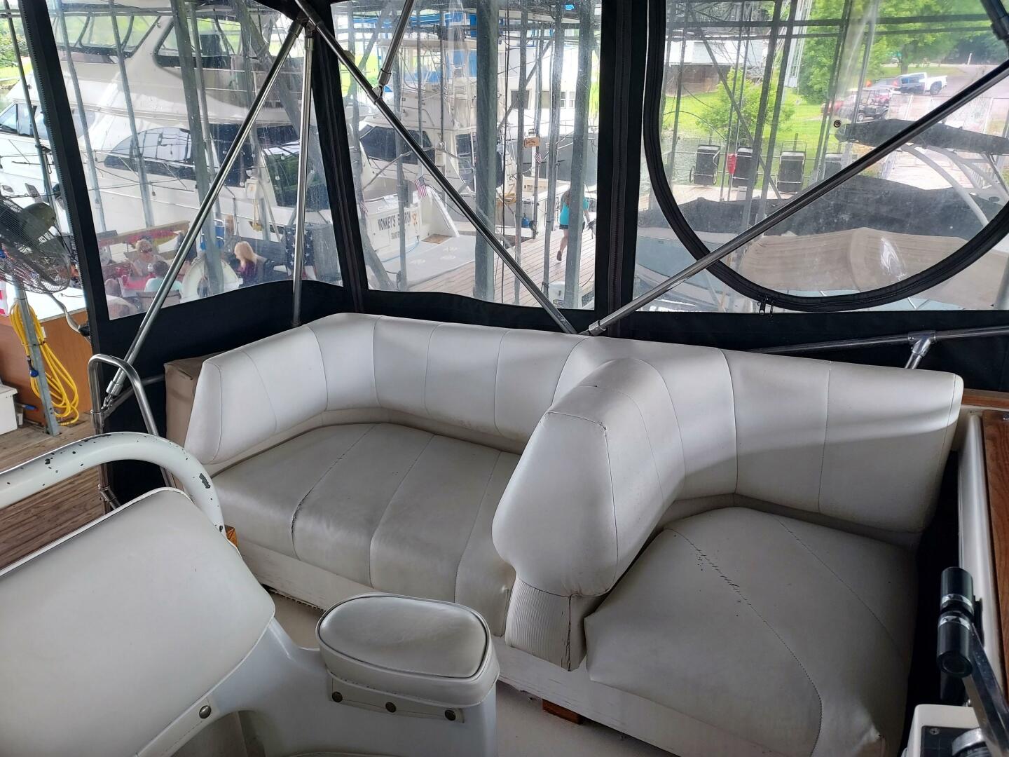 Gypsy Rouge 38ft Bayliner Yacht For Sale