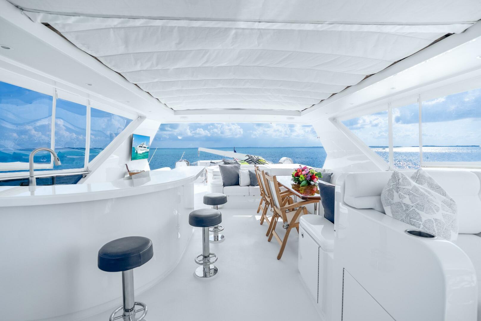 Done Deal 101ft Hargrave Yacht For Sale