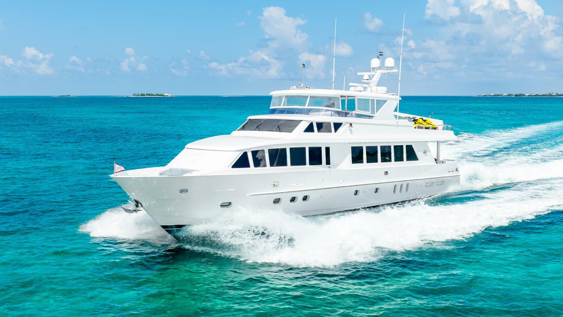 Done Deal 101ft Hargrave Yacht For Sale