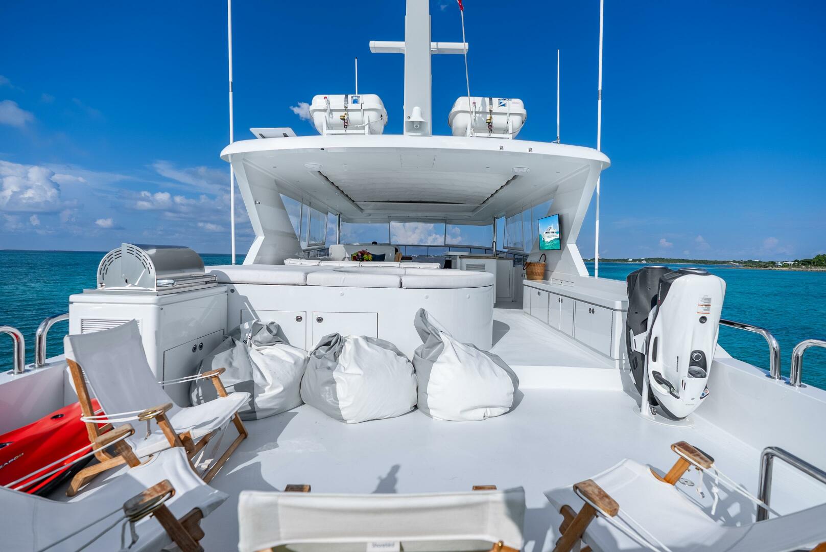 Done Deal 101ft Hargrave Yacht For Sale