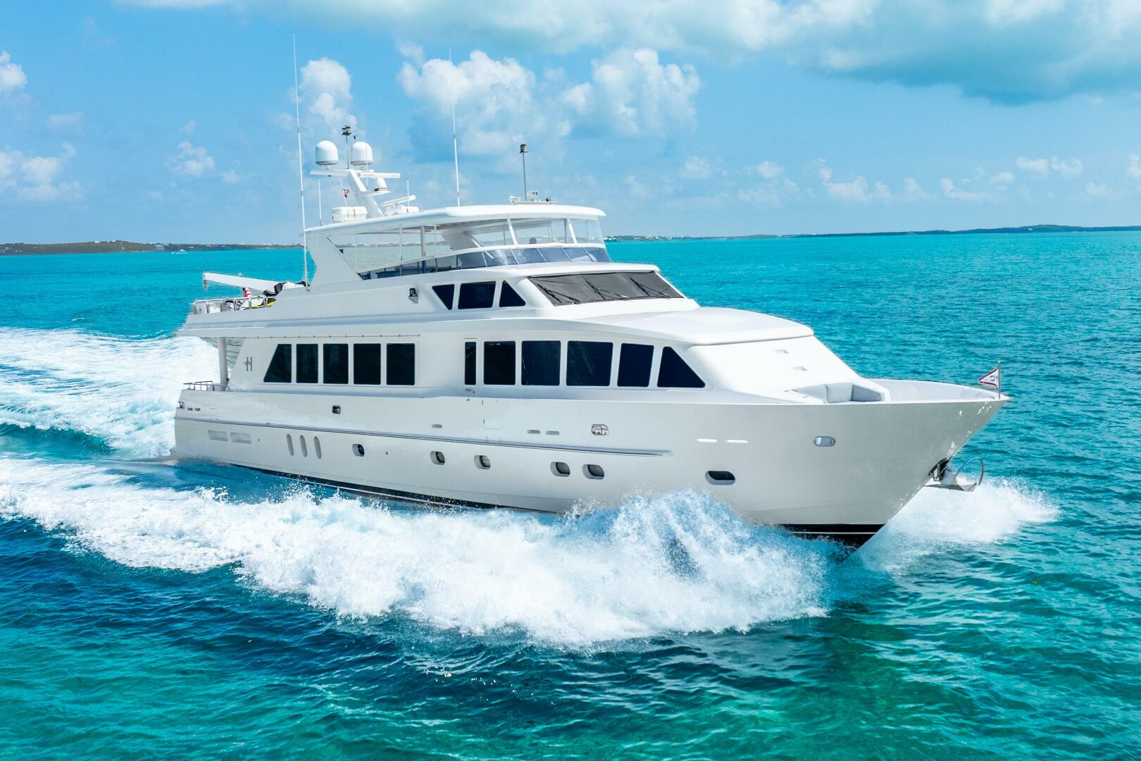 Done Deal 101ft Hargrave Yacht For Sale