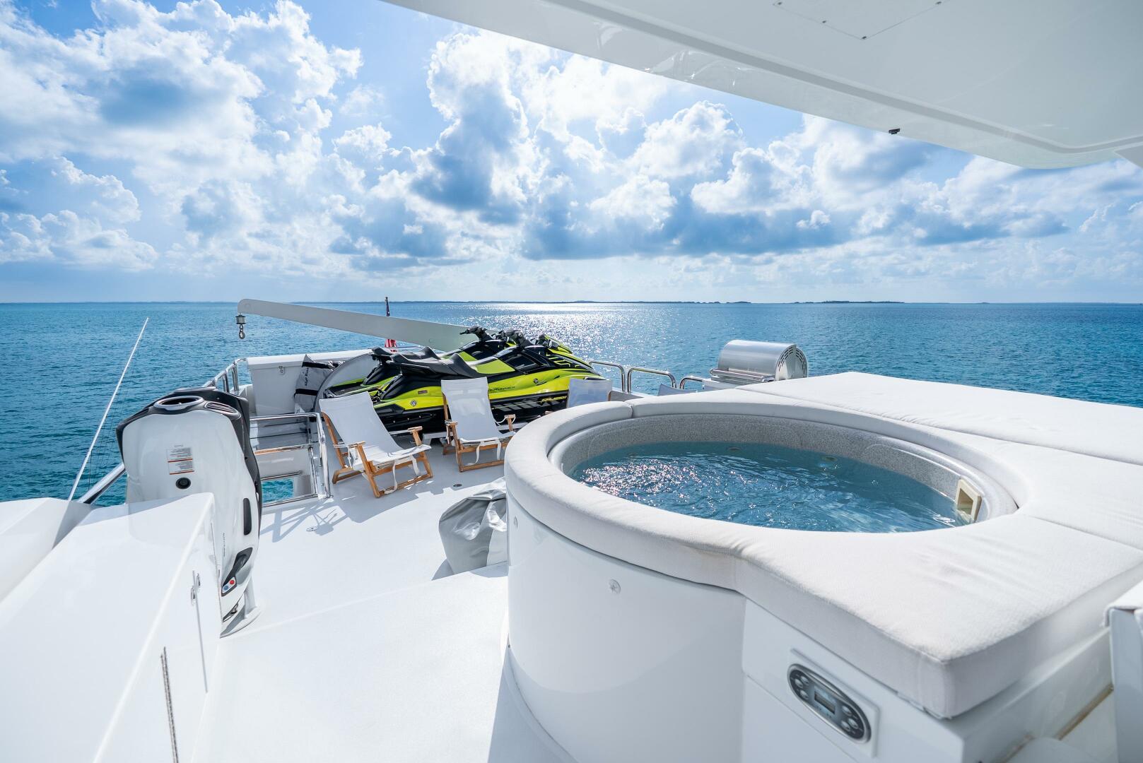 Done Deal 101ft Hargrave Yacht For Sale