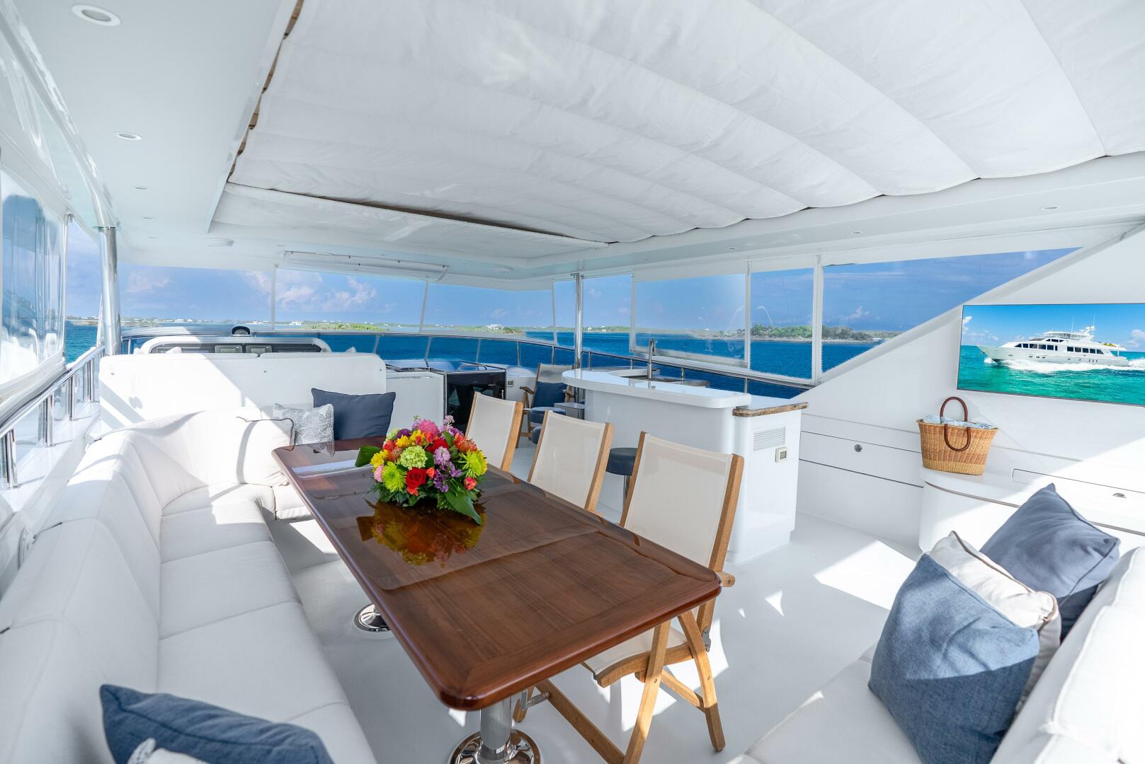 Done Deal 101ft Hargrave Yacht For Sale