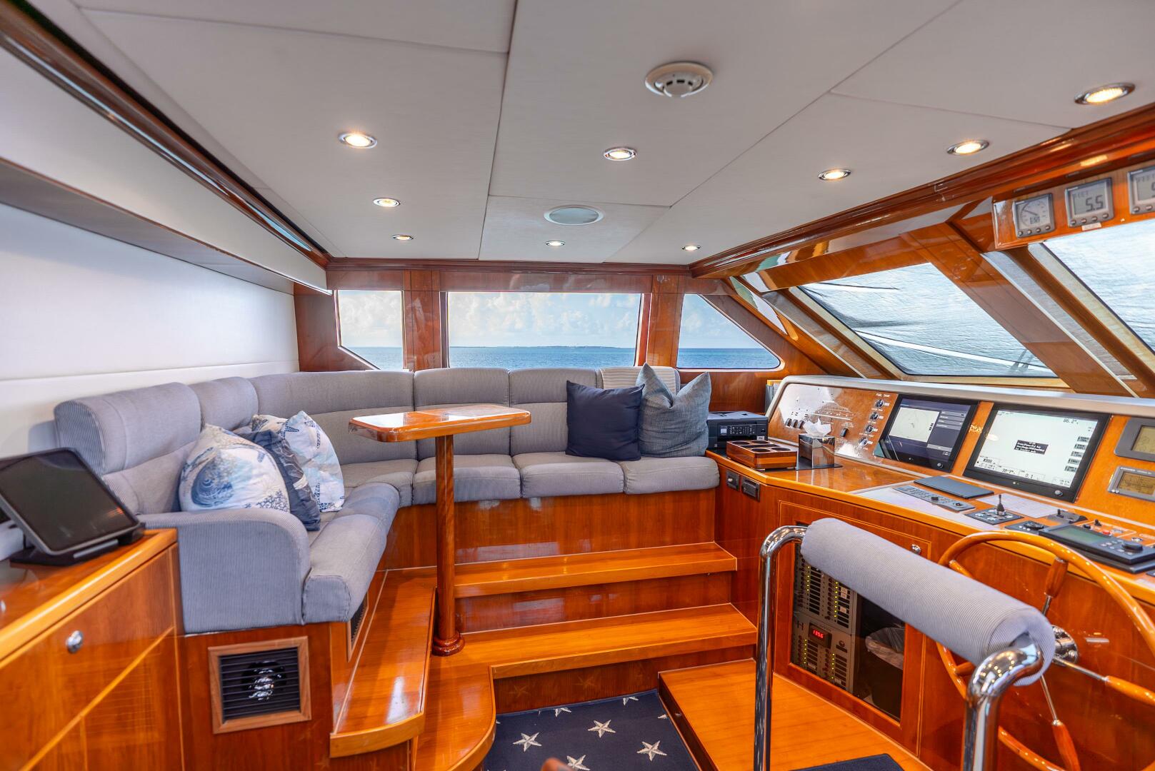 Done Deal 101ft Hargrave Yacht For Sale