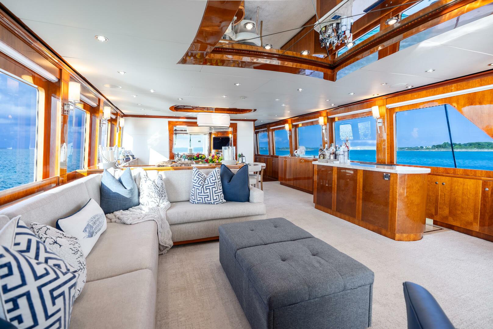 Done Deal 101ft Hargrave Yacht For Sale