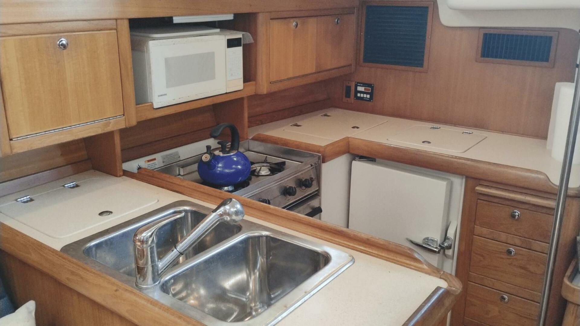 Seraph 35ft Catalina Yacht For Sale