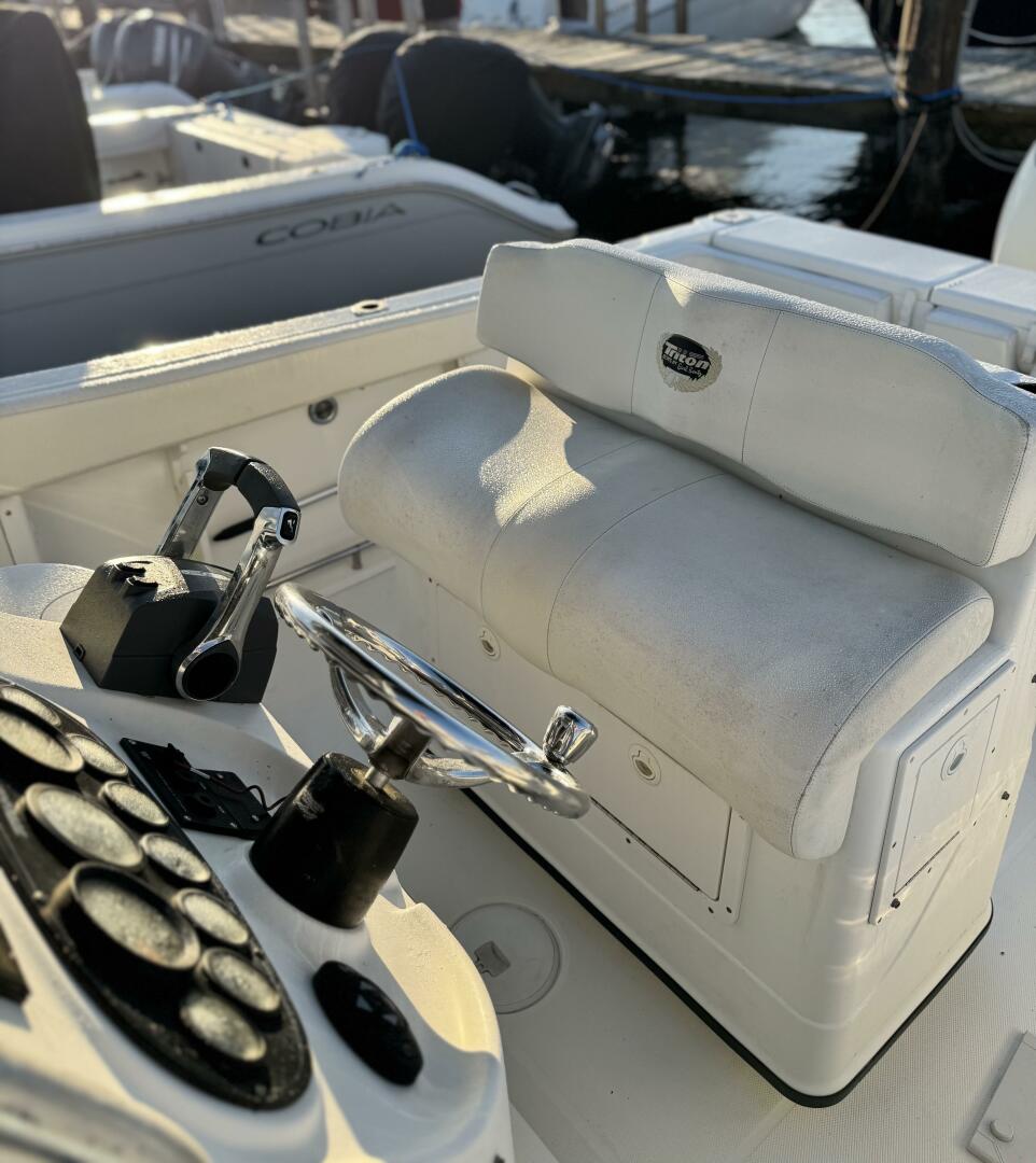 26ft Triton Yacht For Sale