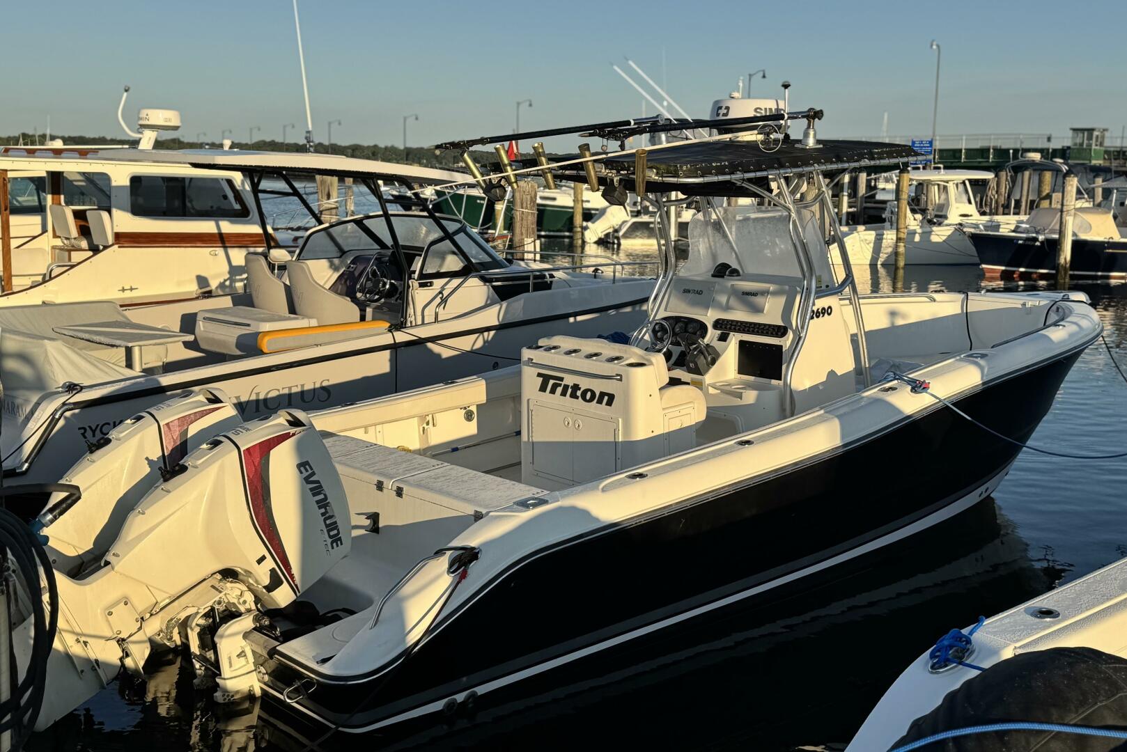 26ft Triton Yacht For Sale