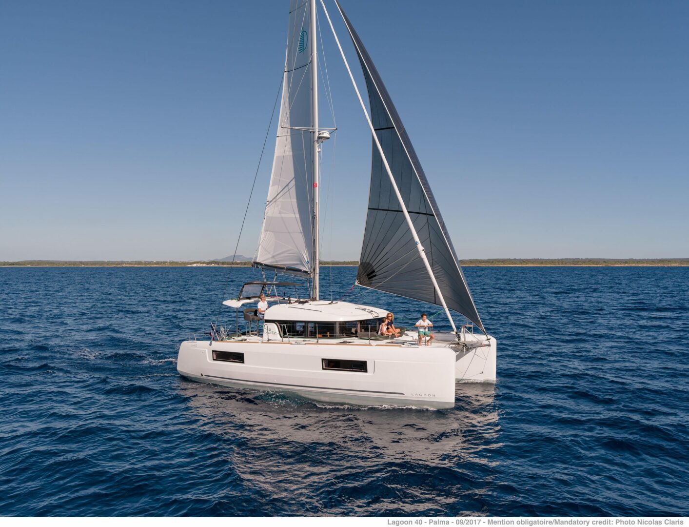 38ft Lagoon Yacht For Sale