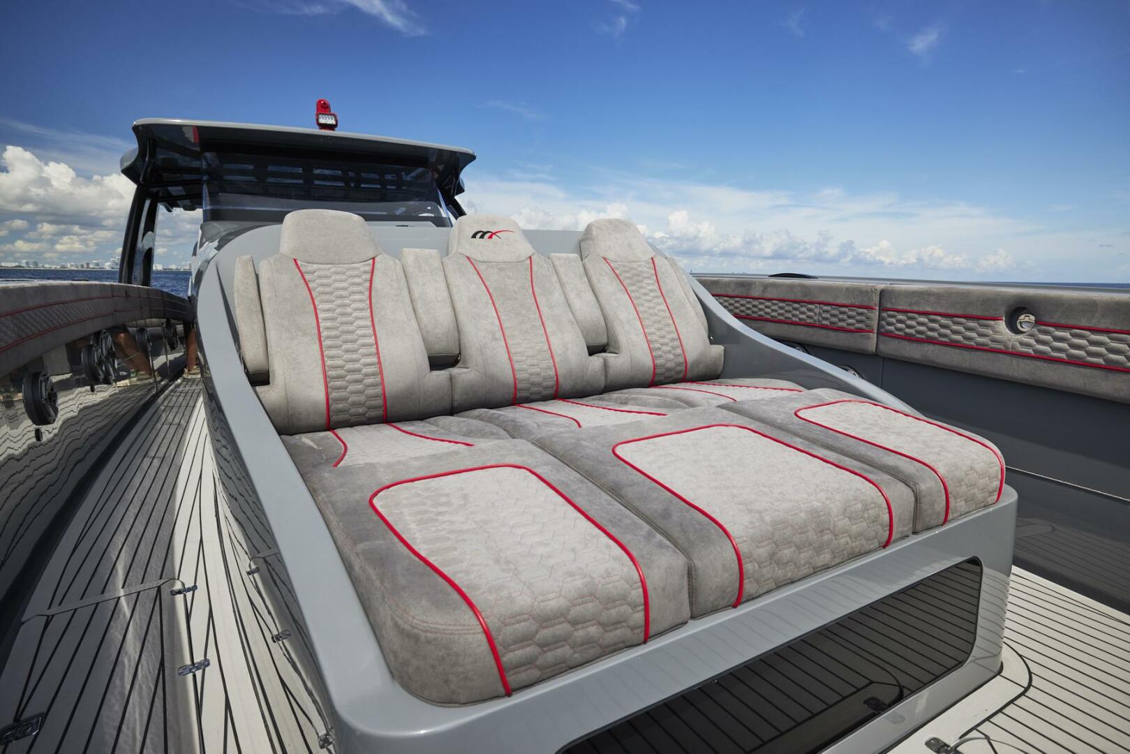 MR  LUCKY 52ft Midnight Express Yacht For Sale