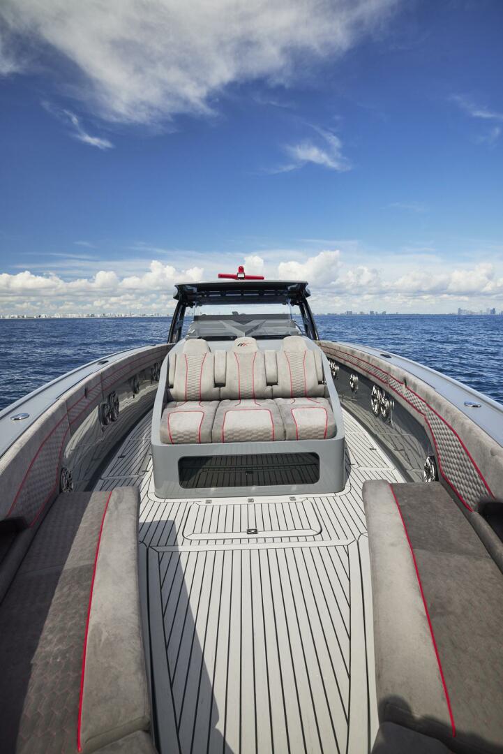 MR  LUCKY 52ft Midnight Express Yacht For Sale