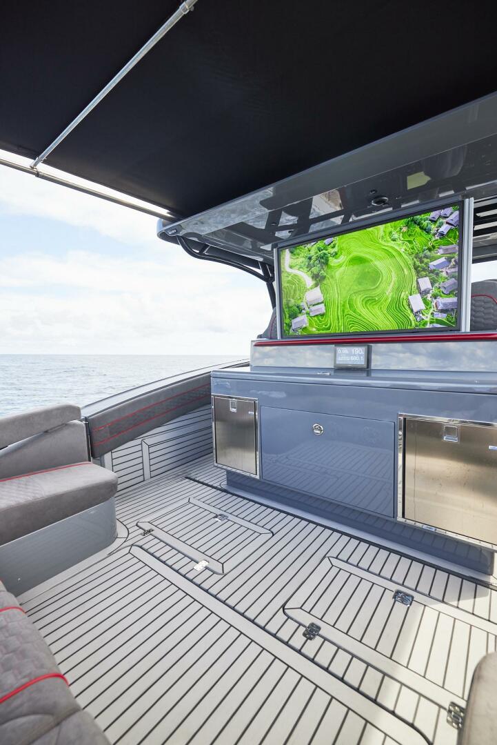 MR  LUCKY 52ft Midnight Express Yacht For Sale