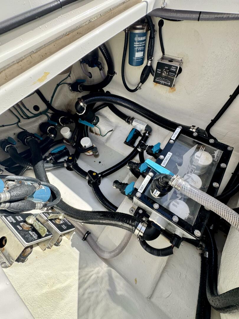 All Eyez on Me  39ft Invincible Yacht For Sale