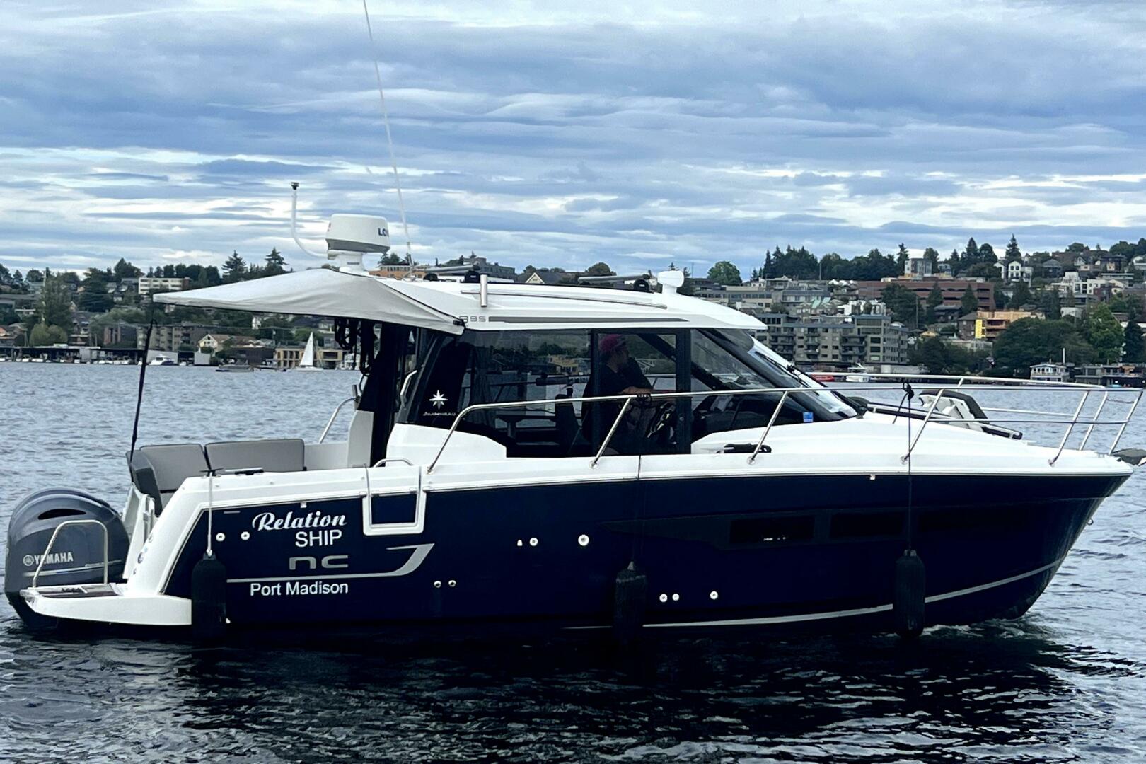 Relation Ship 29ft Jeanneau Yacht For Sale