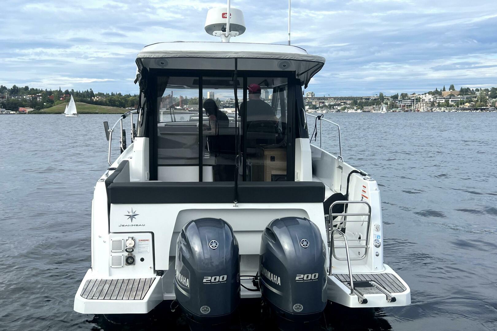 Relation Ship 29ft Jeanneau Yacht For Sale