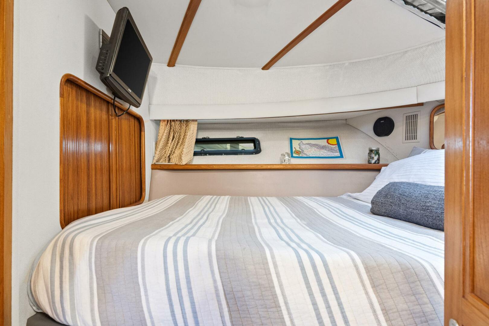 PerfectSeas 42ft Carver Yacht For Sale